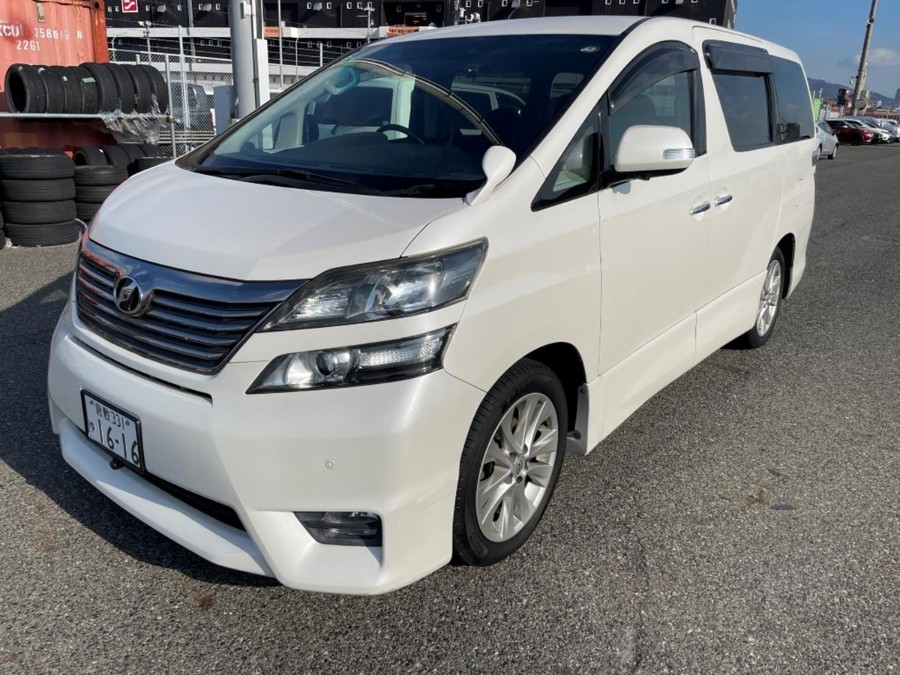 357. Toyota Vellfire 2.4L Automatic.