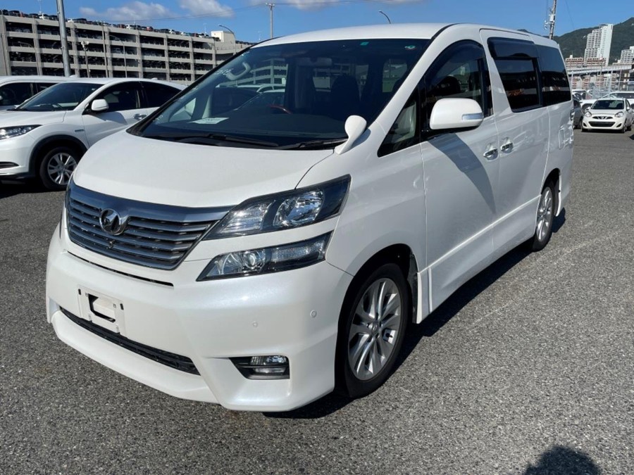 364 Toyota Vellfire 3.5L Automatic.