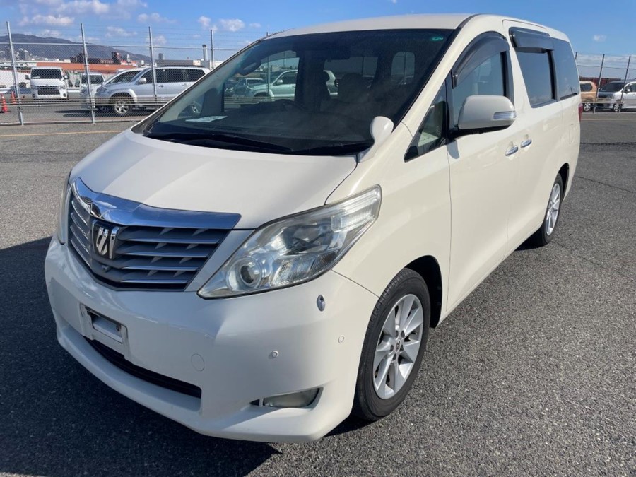 368. Toyota Alphard 2.4L Automatic.