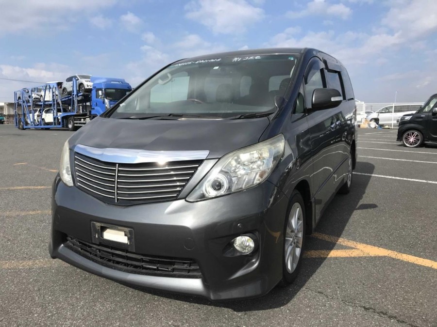 378 Toyota Alphard 2.4L Auto. Four Wheel Drive